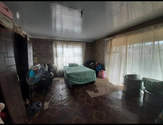 6 BEDROOM HOUSE FOR SALE IN ADAMS MISSION